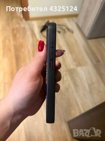 Кейс Guess за iPhone 16 pro, снимка 4 - Калъфи, кейсове - 52459806