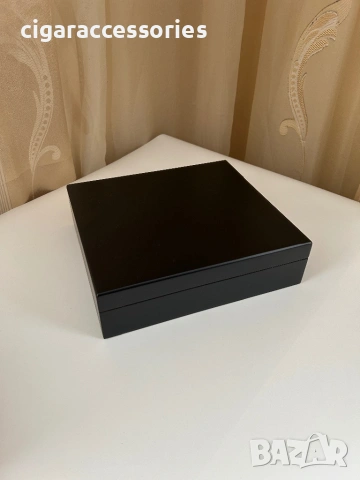 Хумидор за до 30 пури от кедър – черен / махагон, снимка 3 - Табакери - 53315092