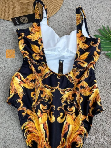 бански versace