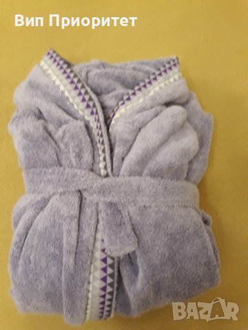 Кралски халат най-високо качество - хладко лилаво със стилна шевица, снимка 17 - Други - 39217671