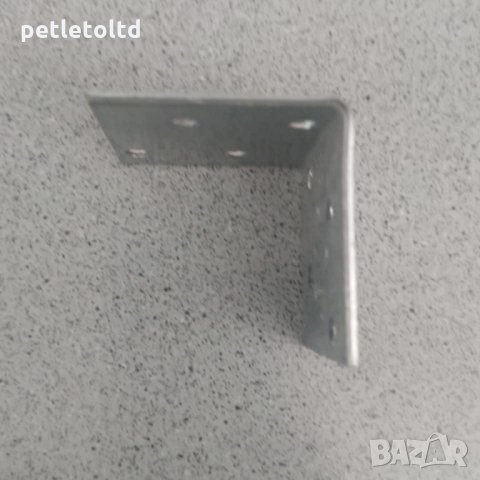 Планка ъглова, с перфорирани отвори за лесен монтаж  Размер: 40 мм х 40 мм х 40 мм х 2 мм , снимка 2 - Железария - 25112313