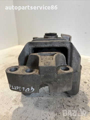 Тампон на двигателя за Alfa Romeo Giulietta 1.6 M-Jet (2015) – 518880910, снимка 2 - Части - 53211827