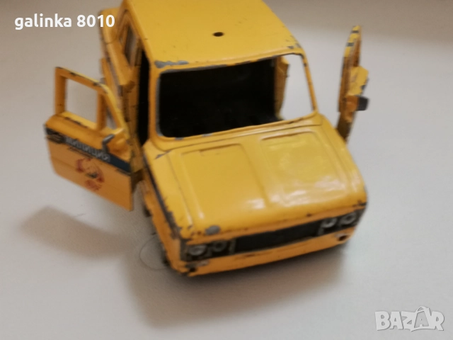 Стари метални колички, снимка 6 - Антикварни и старинни предмети - 51431022