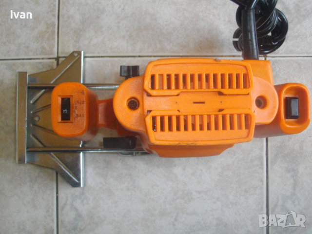 TIP OF700-Професионална Немска Оберфреза-Ход 55мм-700W-16000-28000/min-ОТЛИЧНА-С ВОДАЧ, снимка 10 - Други инструменти - 36544544