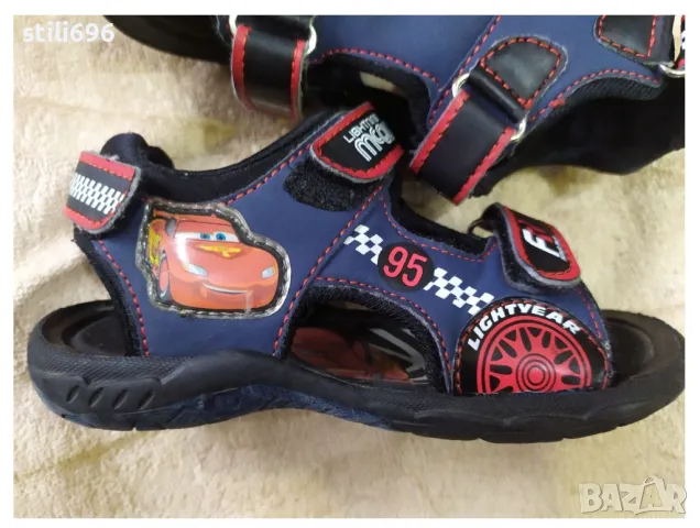 ДЕТСКИ САНДАЛИ ОРИГИНАЛНИ., снимка 3 - Детски сандали и чехли - 48756336