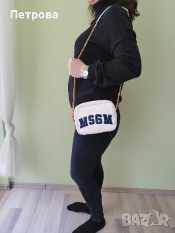 MSGM кожена бяла чанта Оригинал, снимка 9 - Чанти - 40067541