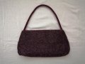 Accessorize малка дамска чанта с мъниста във виолетов цвят - със забележки, снимка 1 - Чанти - 43946030
