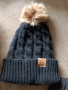 Зимна плетена шапка с пух, ръкавици, снимка 7