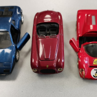 Мелани колички Ferrari shell, снимка 6 - Колекции - 44910256
