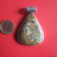 Сребърен медальон висулка колие с камък , снимка 1 - Колиета, медальони, синджири - 35103256