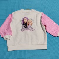Детска жилетка H&M с принт Barbie, 104см, снимка 4 - Детски пуловери и жилетки - 43874648