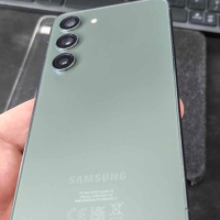 Samsung Galaxy S23 Green 128/8gb, снимка 1 - Samsung - 44906456