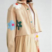 -30% Късо палто с големи бродирани цветя, снимка 1 - Палта, манта - 43144121
