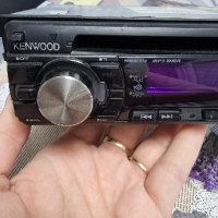 CD за кола KENWOOD KCD-W3044 , снимка 2 - Аксесоари и консумативи - 44003963