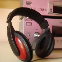 Продавам стерео слушалки, снимка 1 - Слушалки и портативни колонки - 33633071