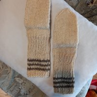 Ръчно плетени детски чорапи от вълна, ходило 22 см, снимка 2 - Чорапи - 39773843