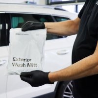 Професионална ръкавица за качествено измиване на автомобили - Koch Chemie Exterior Wash Mitt , снимка 2 - Автомивки - 43374002