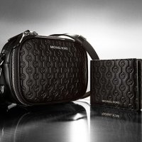 Портфейл естествена кожа Michael Kors, снимка 2 - Портфейли, портмонета - 40566331