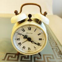 Часовник будилник Blessing Германия работещ, снимка 4 - Антикварни и старинни предмети - 42935734