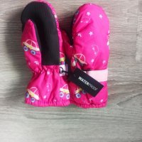 Детски ръкавици, нови, снимка 1 - Шапки, шалове и ръкавици - 43153359