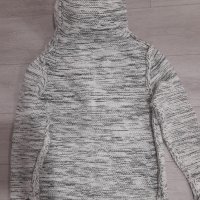 Модерна жилетка с интересна кройка и закопчаване, снимка 5 - Блузи с дълъг ръкав и пуловери - 43157305