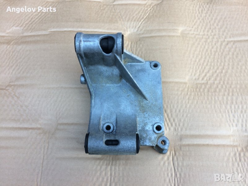 Стойката на генератора за BMW E30 E34 (M40 M42), снимка 1