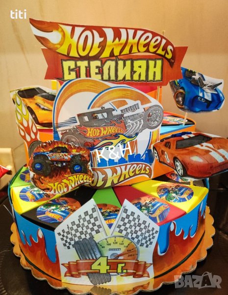 Картонена торта Хот Уилс , снимка 1