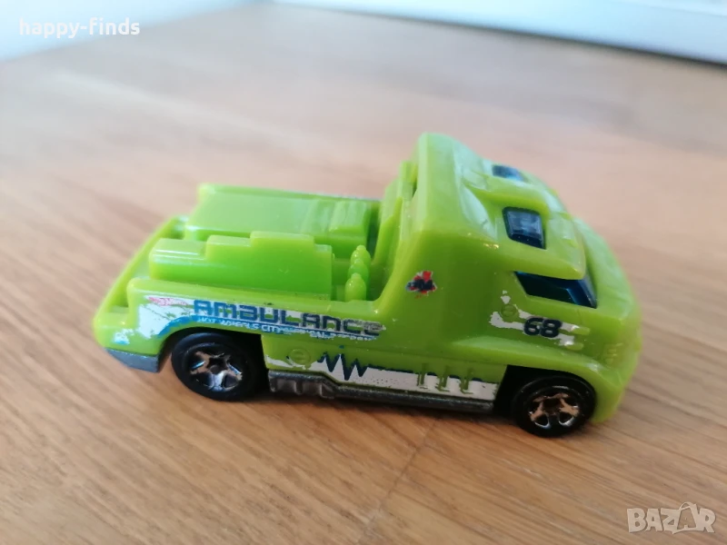 2011 Hot Wheels R0935 Ambulance "City Medical" Green без капак, снимка 1