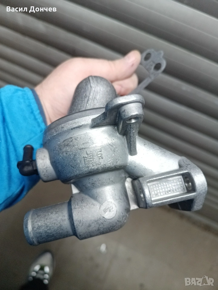 термостат за 2.5 crd Chrysler , снимка 1