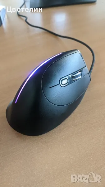 Продавам мишка вертикална Zelotes, снимка 1