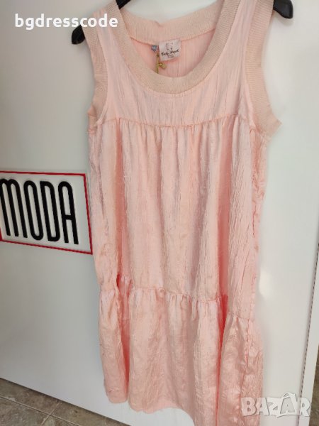 Розова рокля сатен, снимка 1