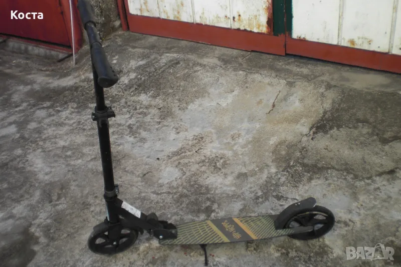 Тротинетки,като едната е трикова, снимка 1