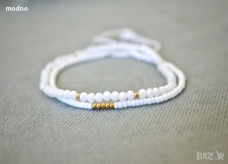 Минималистичен сет от две гривни в стилна и много харесвана комбинация от бяло и златно, снимка 1