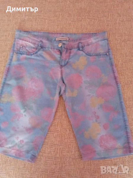 Дамски къси панталонки с цветя С-М размер, снимка 1
