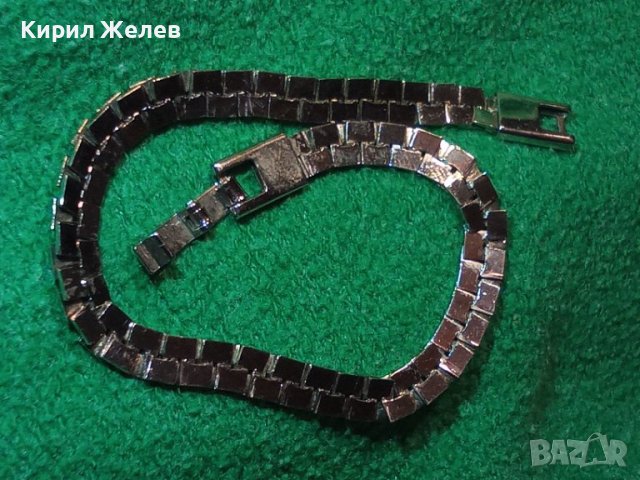 СРЕБРИСТА ФЕШЪН АРТ ГРИВНА от БЛАГОРОДНА НЕРЪЖДАЕМА СТОМАНА 25811, снимка 3 - Гривни - 35867363