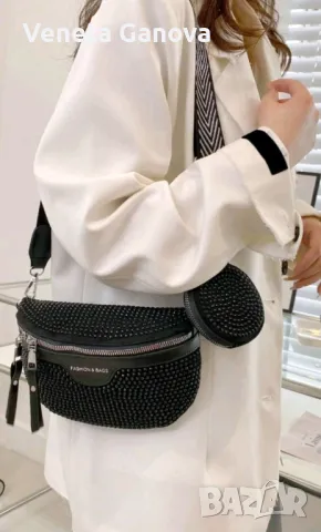 Дамска чантичка през рамо , снимка 3 - Чанти - 50020461