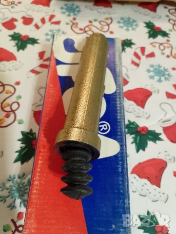 Горна помпа за съединител Мерцедес W123, снимка 3 - Части - 43340347