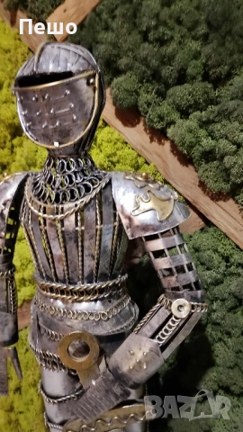 Желязна статуетка - Рицар, снимка 6 - Антикварни и старинни предмети - 52360133