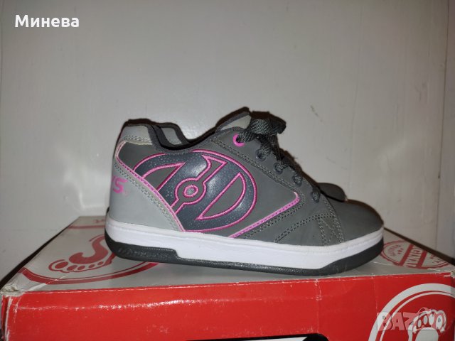 Маратонки обувки с колелца HEELYS, снимка 4 - Детски обувки - 35214397