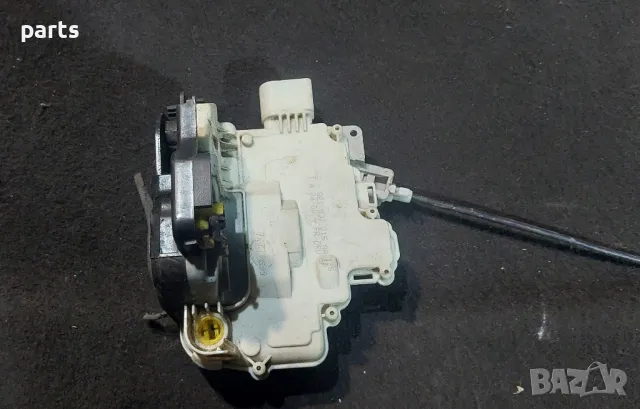 Брава - Ключалка Предна Лява Врата Ауди А4 Б6
- 8E1837015, снимка 4 - Части - 48672507