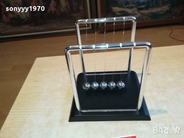 НЮТОН-ЛЮЛКАТА НА НЮТОН 18Х15Х15СМ 0202221157, снимка 4 - Колекции - 35644543