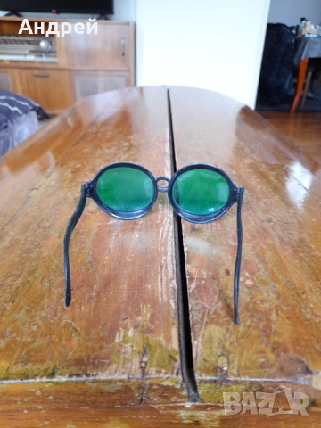 Стари детски слънчеви очила, снимка 3 - Други ценни предмети - 53288389