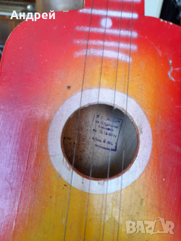 Стара детска китара #3, снимка 3 - Антикварни и старинни предмети - 36527947