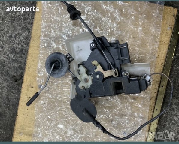 Vw Transporter T5  брава предна лява врата, снимка 3 - Части - 40756484