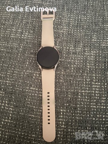 Samsung Galaxy Watch 4, снимка 1 - Смарт часовници - 43533670