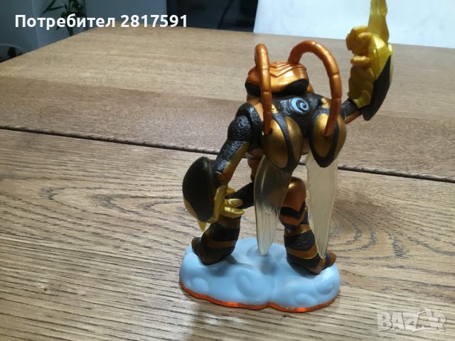 Скайландър Skylanders Giants Giant Figure Swarm, снимка 3 - Колекции - 43171739