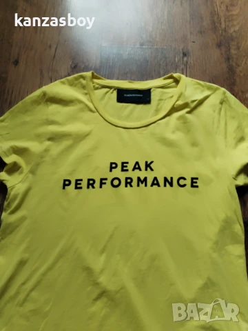 Peak Performance - страхотна дамска тениска М, снимка 3 - Тениски - 50716945