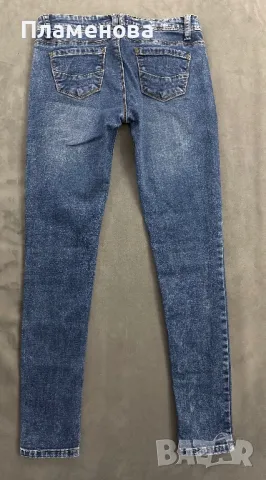 Дамски изчистени дънки 27 номер, снимка 4 - Дънки - 49497969