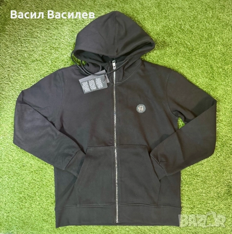 Спортен екип Hugo Boss, снимка 2 - Спортни дрехи, екипи - 52073142