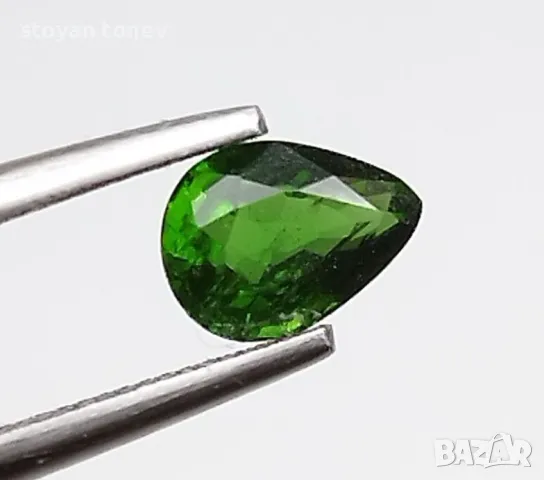 Цаворит с интензивен наситен зелен цвят - 0.58кт.! Нов!, снимка 10 - Други - 50153267